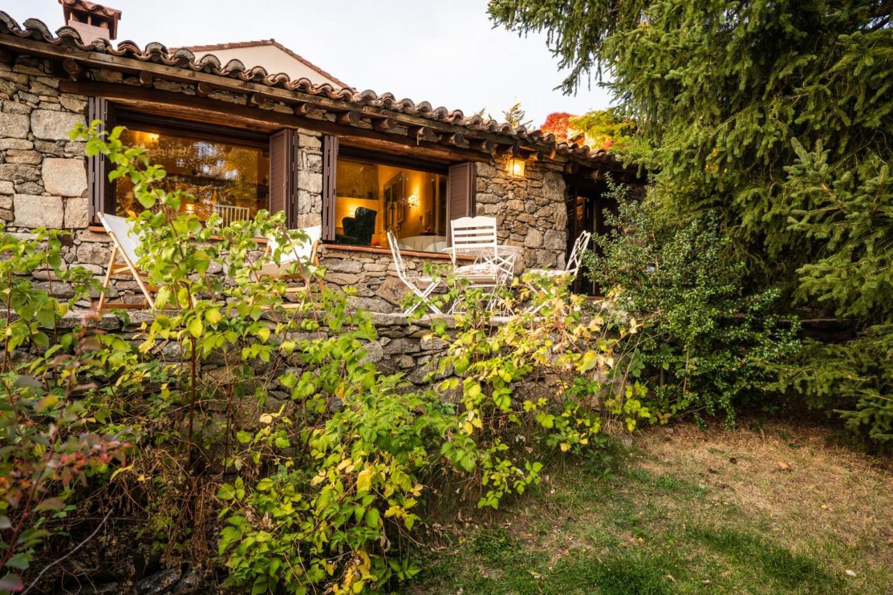 Posada Real La Casa De Arriba Navarredonda Exterior foto
