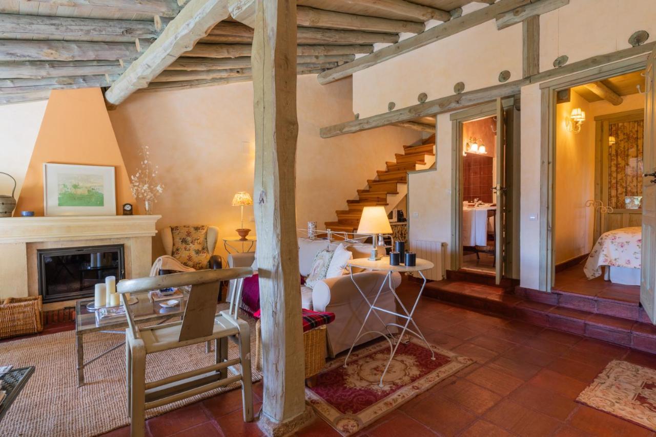 Posada Real La Casa De Arriba Navarredonda Zimmer foto